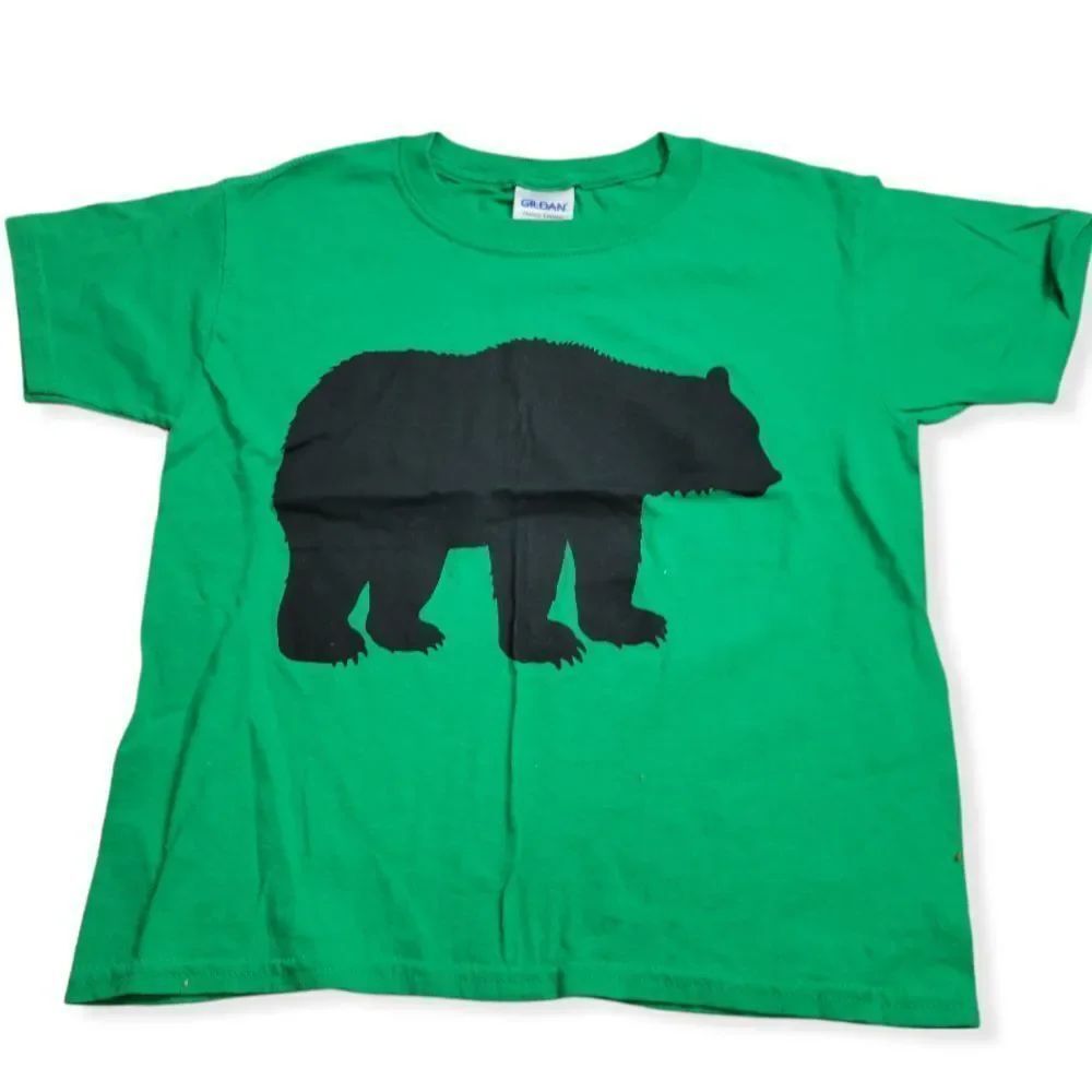 Gilden Black bear shirt S youth